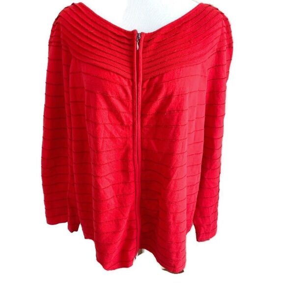Lane Bryant Red Zip Front Top Sz 26/28 - Picture 1 of 6